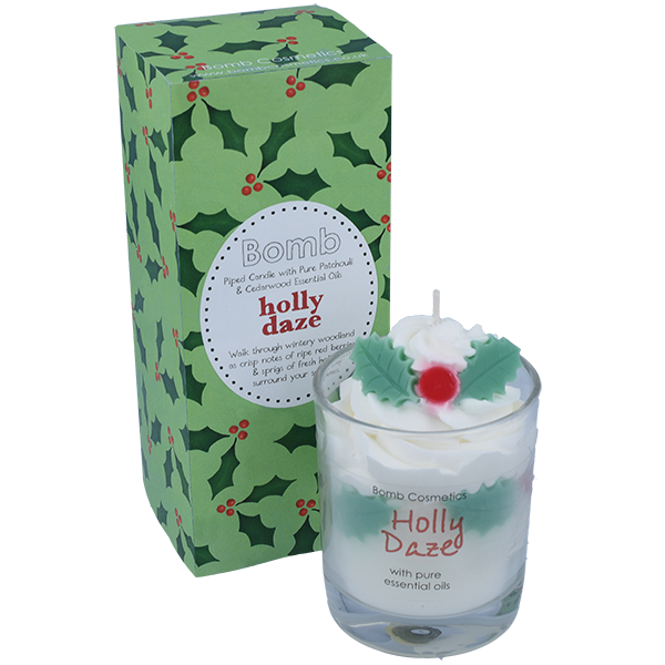 Bomb Cosmetics Piped Candle - Holly Daze