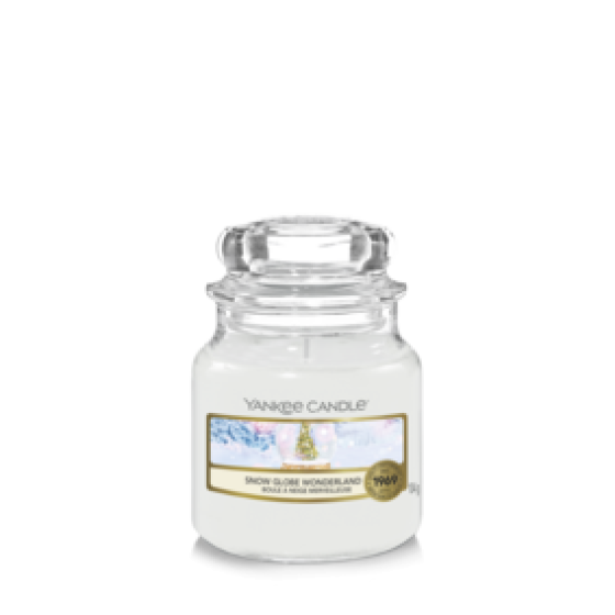 Yankee Candle Snow Globe Wonderland Small Jar