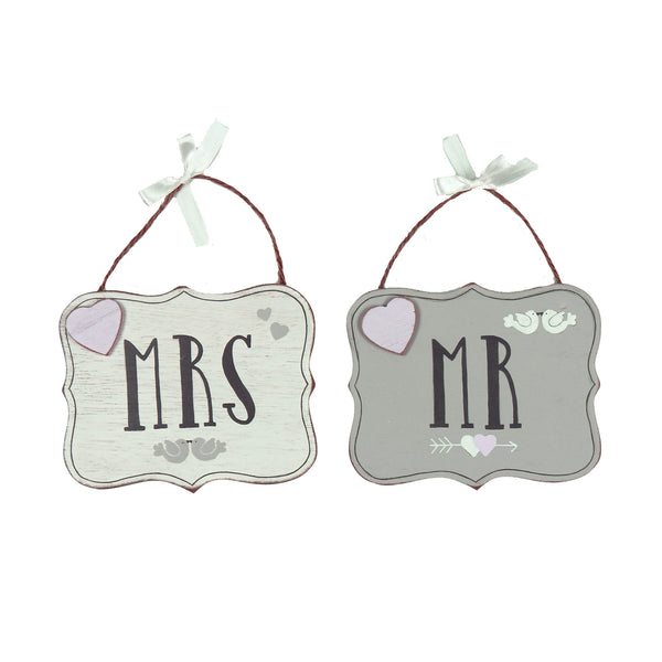 Love Story Set of 2 Hanging Plaques - Mr & Mrs